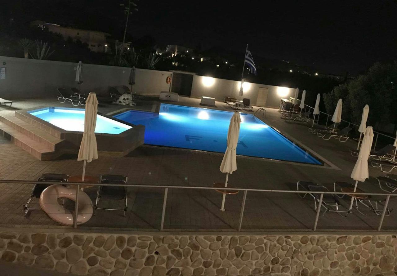 Aparthotel Family House 2*