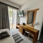 Family House Faliraki Studios Apartments